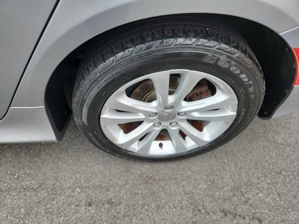 used 2015 Chrysler 200 car, priced at $10,597