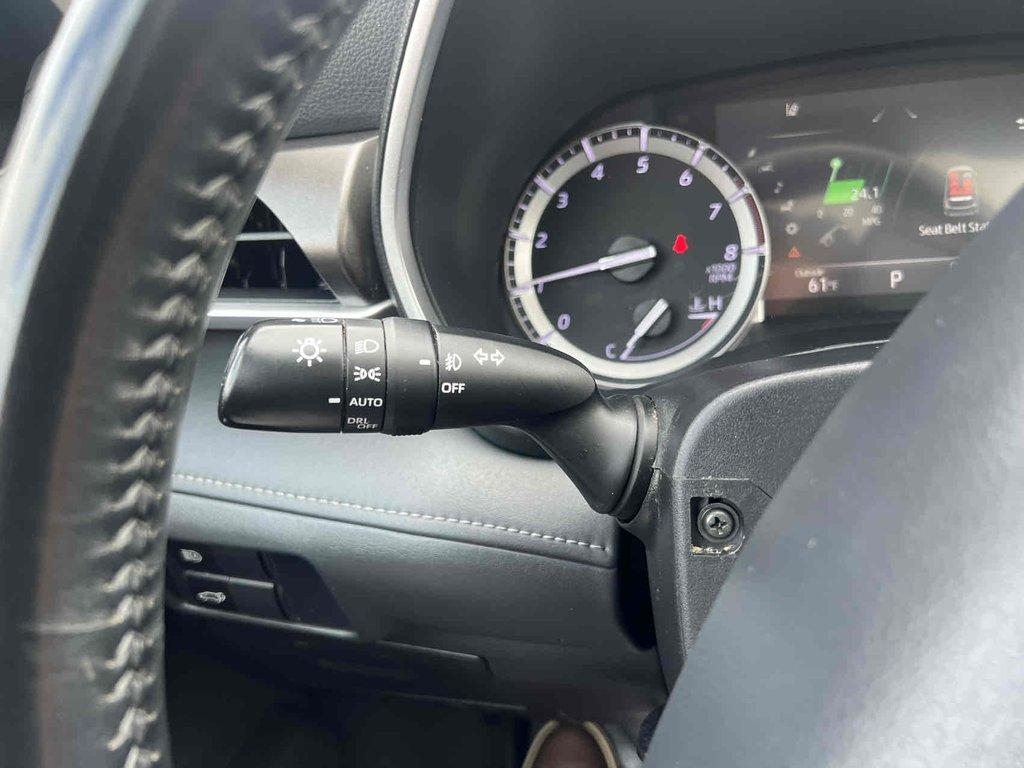 used 2022 Toyota Highlander car, priced at $25,597