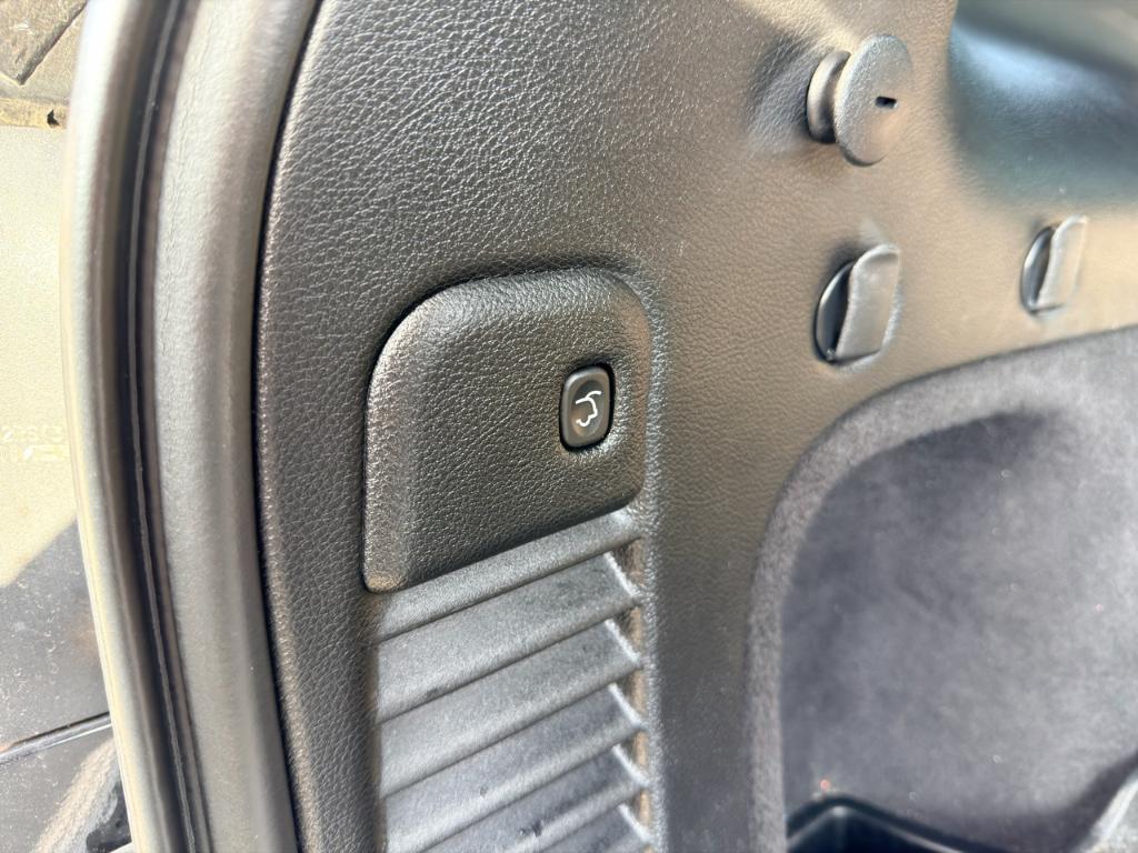 used 2018 Jeep Grand Cherokee car, priced at $17,488