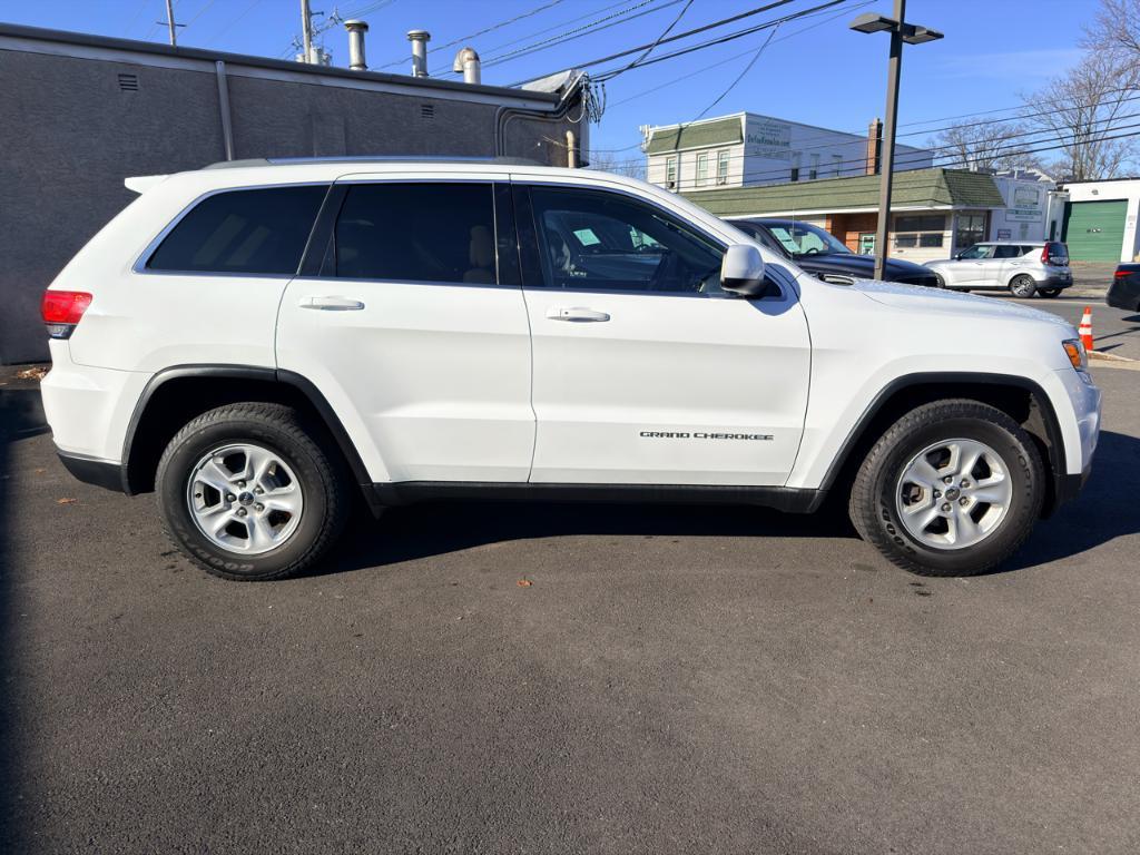 used 2015 Jeep Grand Cherokee car, priced at $14,386