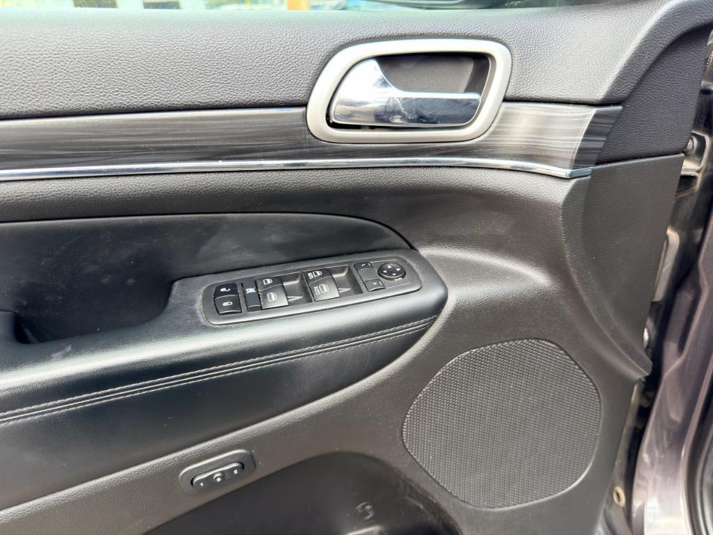 used 2020 Jeep Grand Cherokee car, priced at $21,488