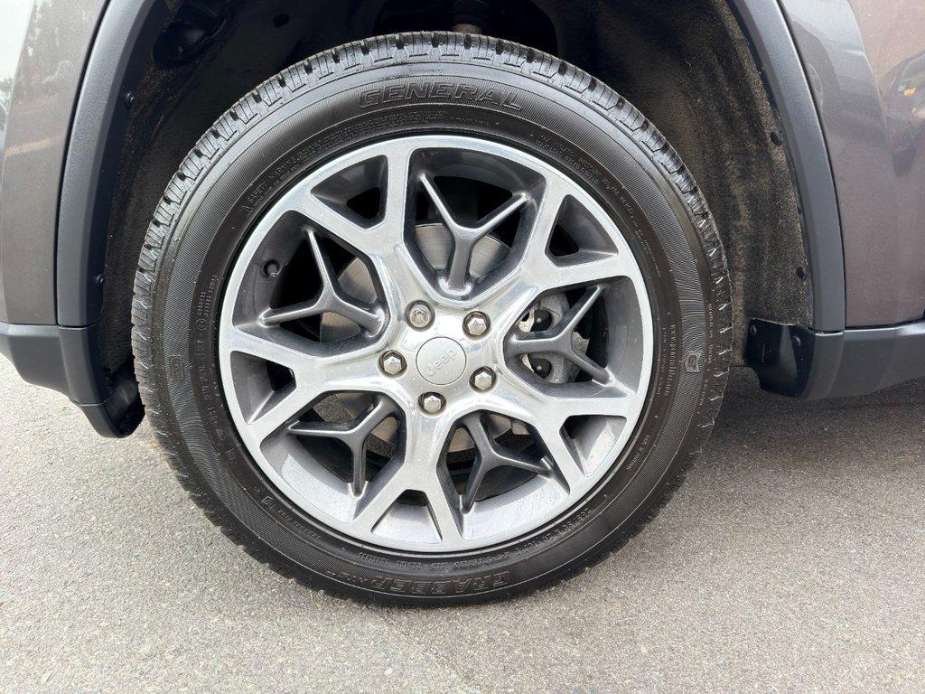 used 2020 Jeep Grand Cherokee car, priced at $22,087