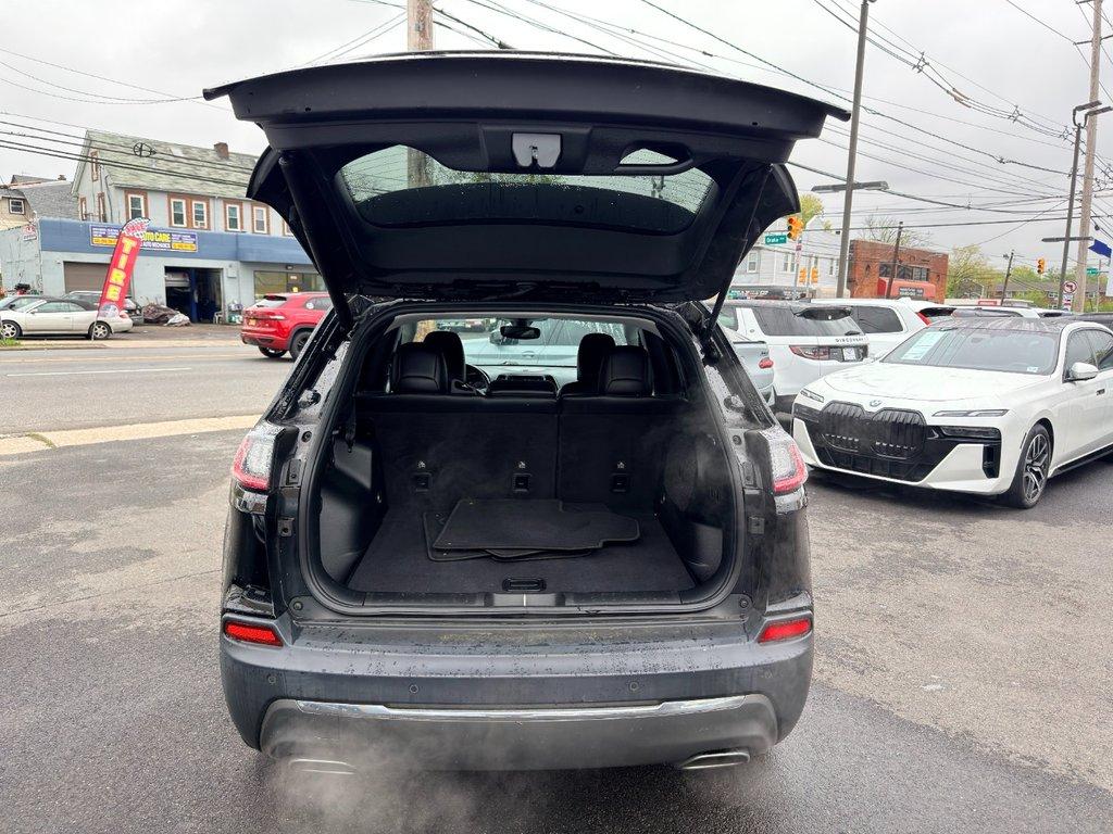used 2019 Jeep Cherokee car, priced at $14,998