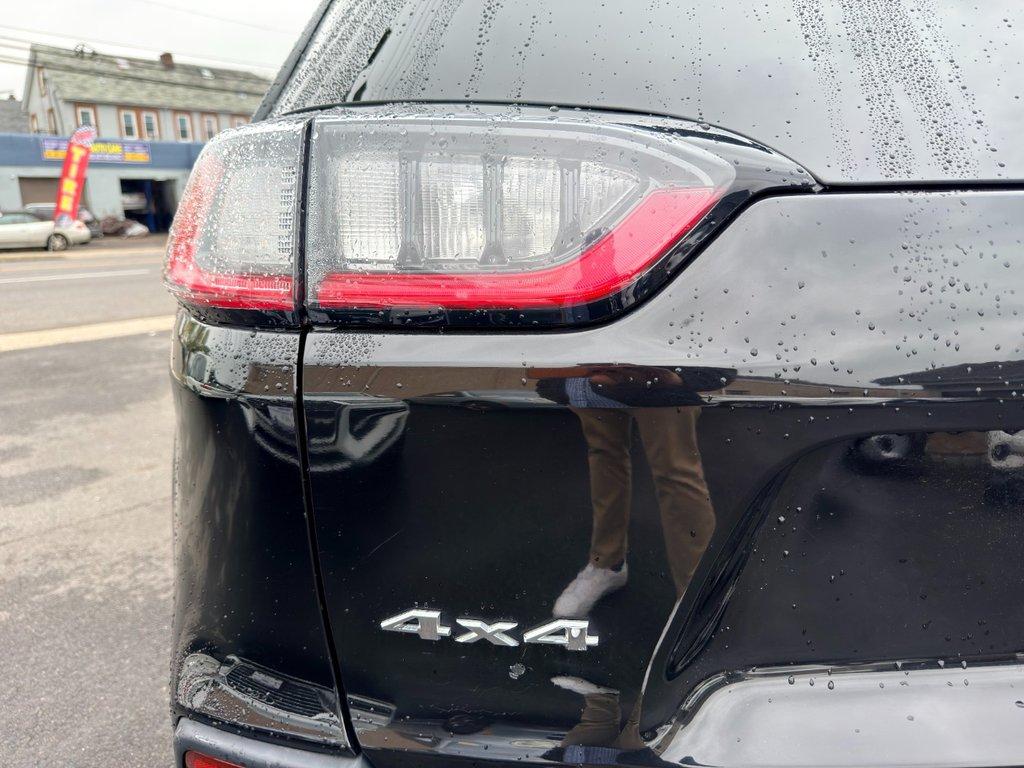 used 2019 Jeep Cherokee car, priced at $14,998