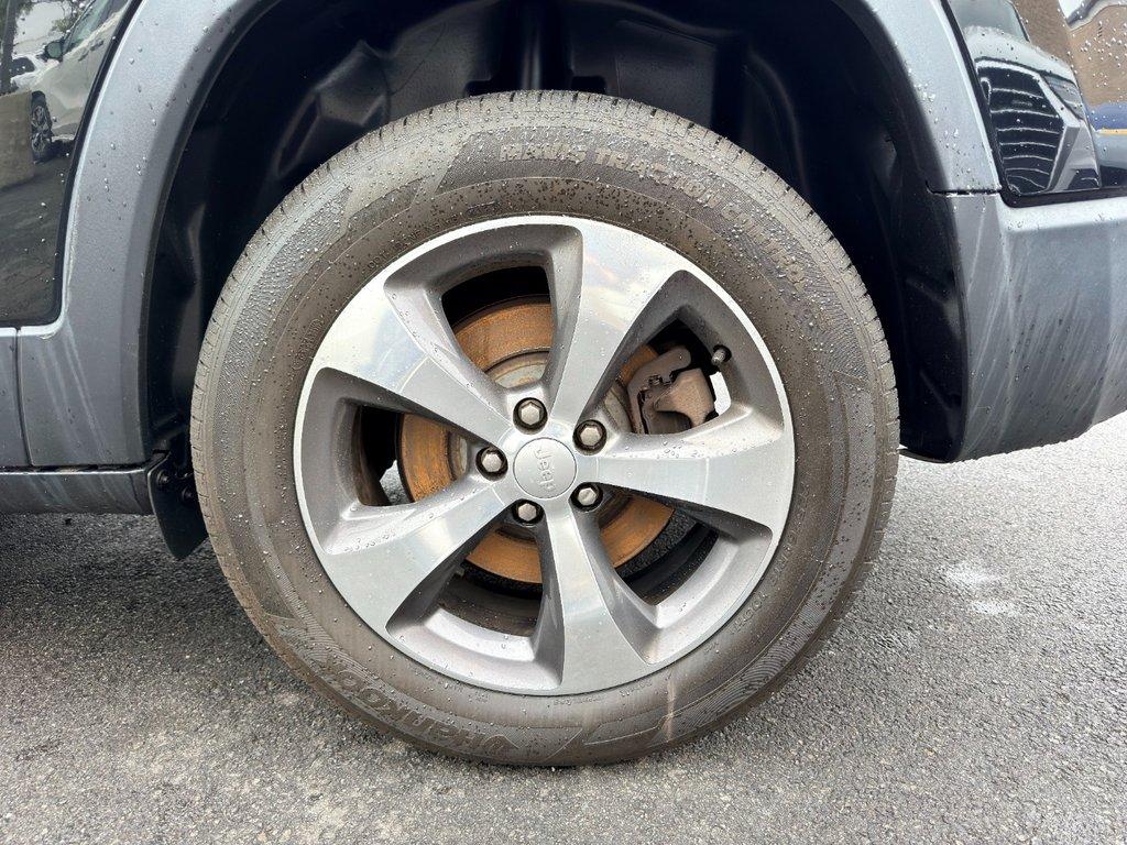 used 2019 Jeep Cherokee car, priced at $14,998