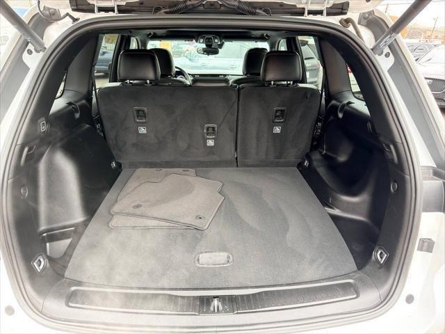 used 2023 Jeep Grand Cherokee car, priced at $25,488