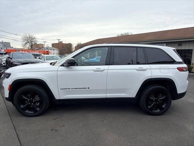 used 2023 Jeep Grand Cherokee car, priced at $25,488