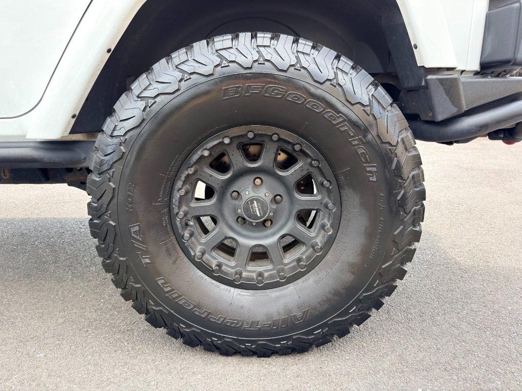 used 2017 Jeep Wrangler Unlimited car, priced at $22,597