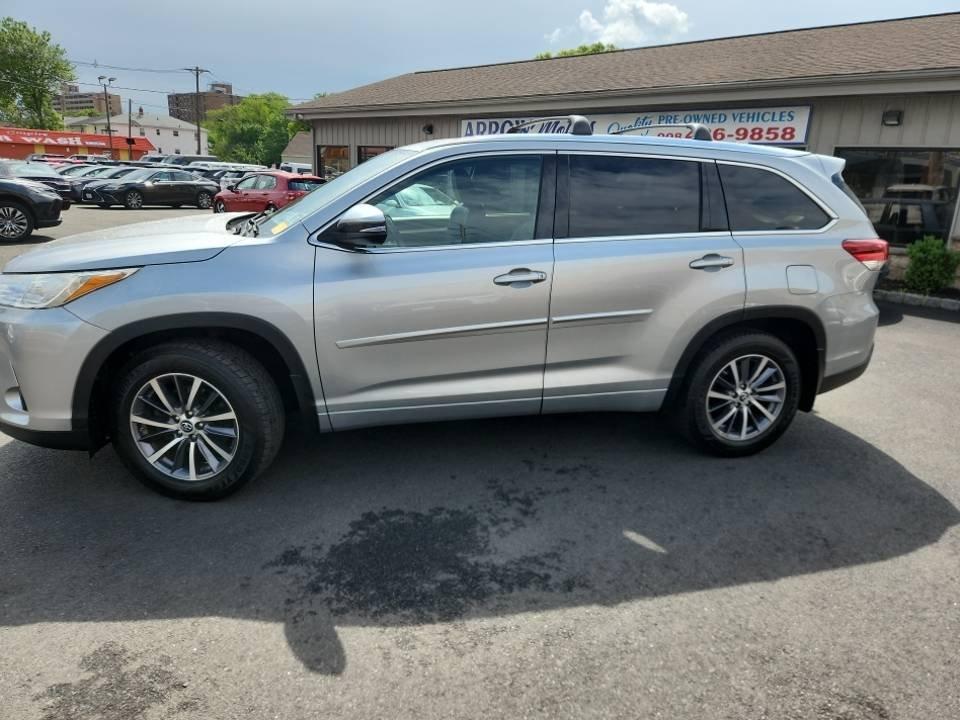 used 2017 Toyota Highlander car, priced at $18,597