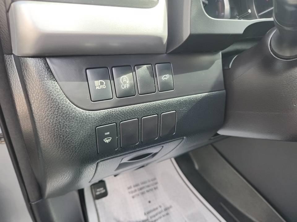 used 2017 Toyota Highlander car, priced at $18,597