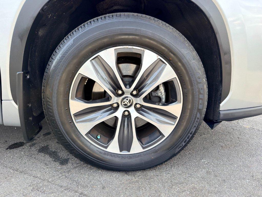 used 2020 Toyota Highlander car, priced at $27,097