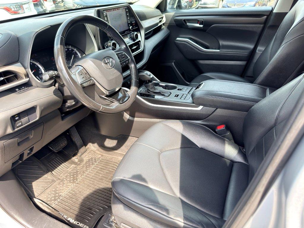 used 2020 Toyota Highlander car, priced at $27,097
