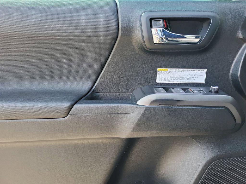 used 2016 Toyota Tacoma car, priced at $29,299