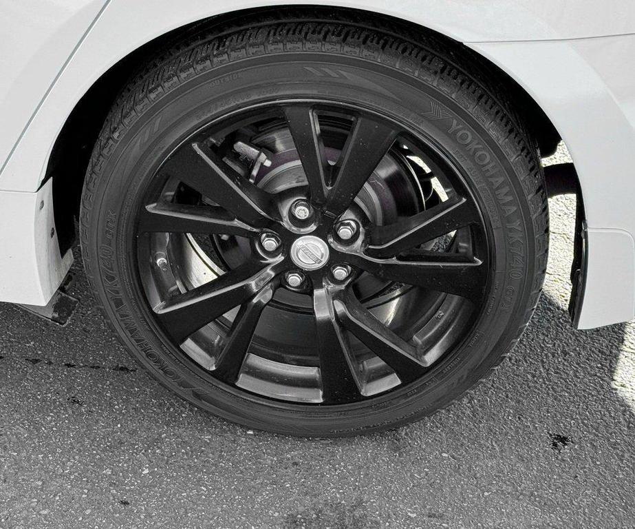 used 2016 Nissan Maxima car, priced at $16,446