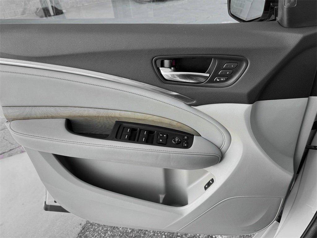 used 2019 Acura MDX car, priced at $27,692