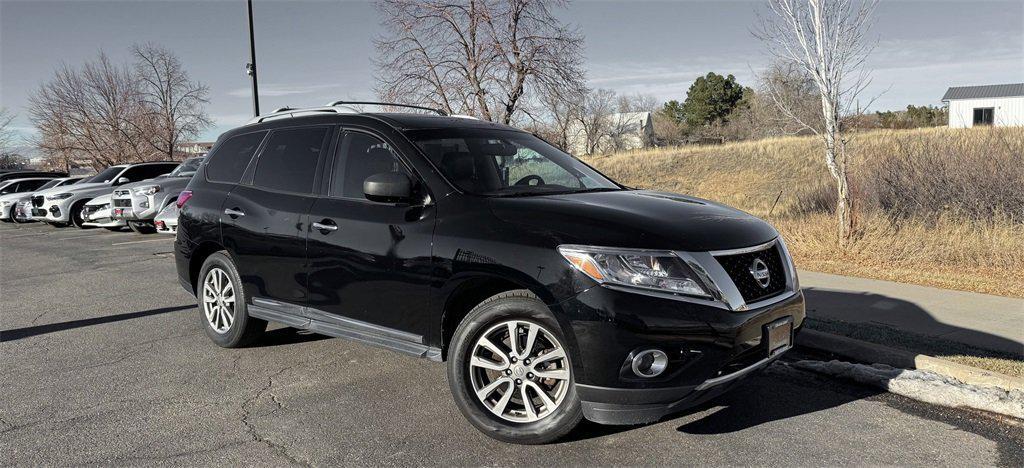 used 2013 Nissan Pathfinder car, priced at $7,998