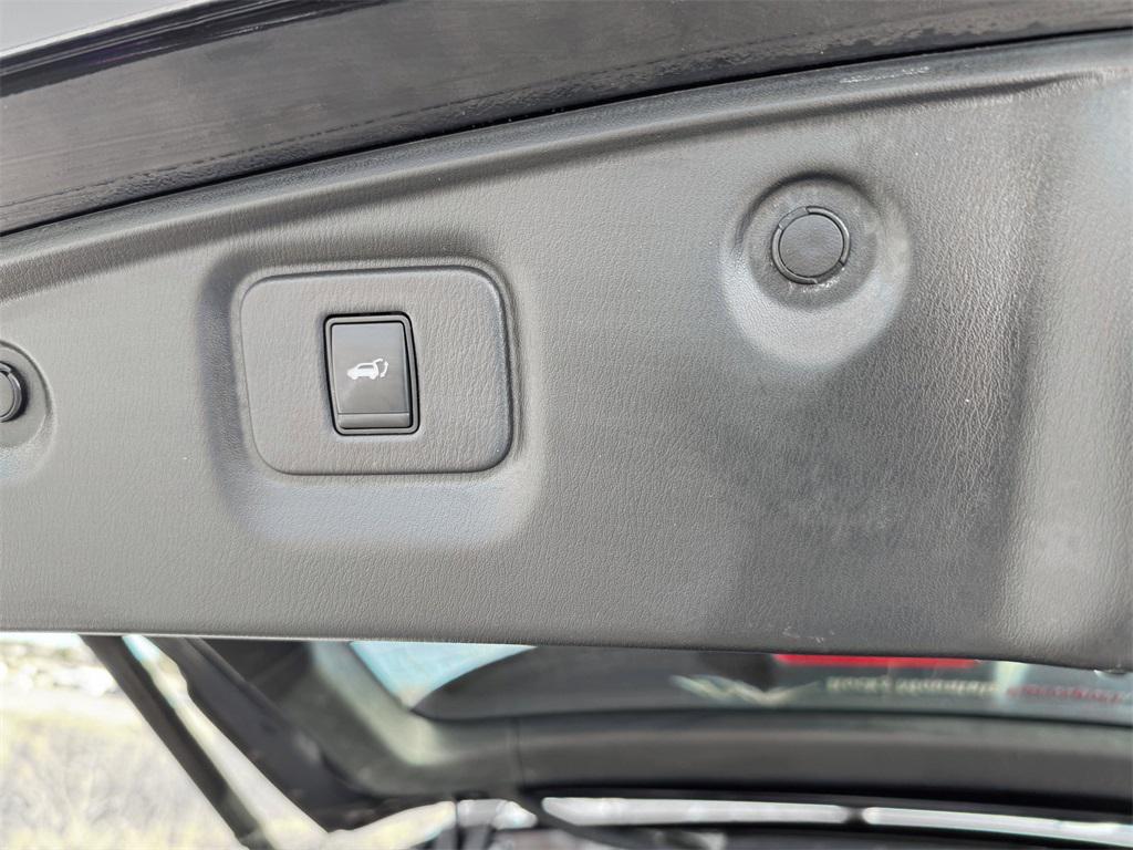 used 2013 Nissan Pathfinder car, priced at $8,998