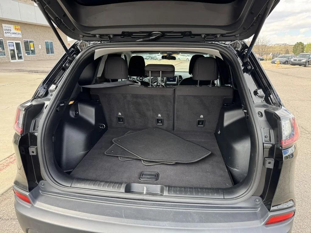 used 2020 Jeep Cherokee car, priced at $17,598