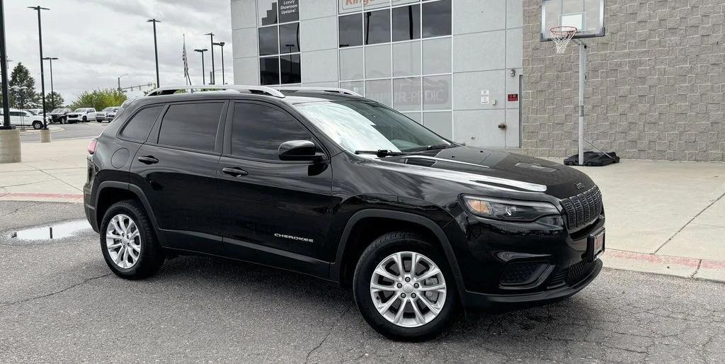 used 2020 Jeep Cherokee car, priced at $17,598