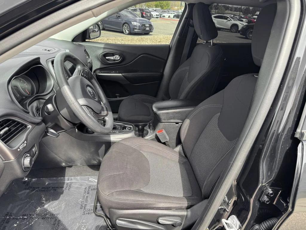 used 2020 Jeep Cherokee car, priced at $17,598