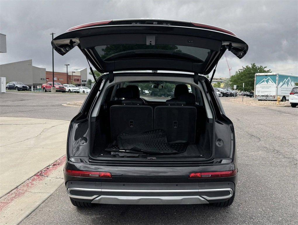 used 2022 Audi Q7 car, priced at $39,568