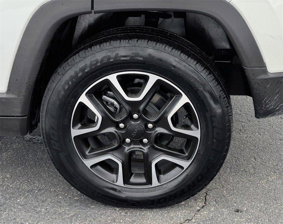 used 2021 Jeep Compass car, priced at $15,698