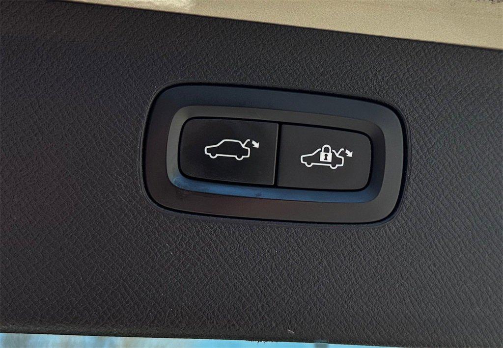 used 2016 Volvo XC90 car, priced at $13,804