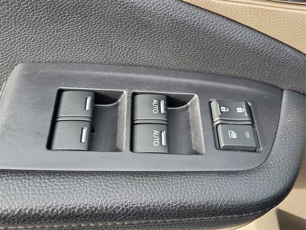 used 2019 Honda Pilot car, priced at $18,557