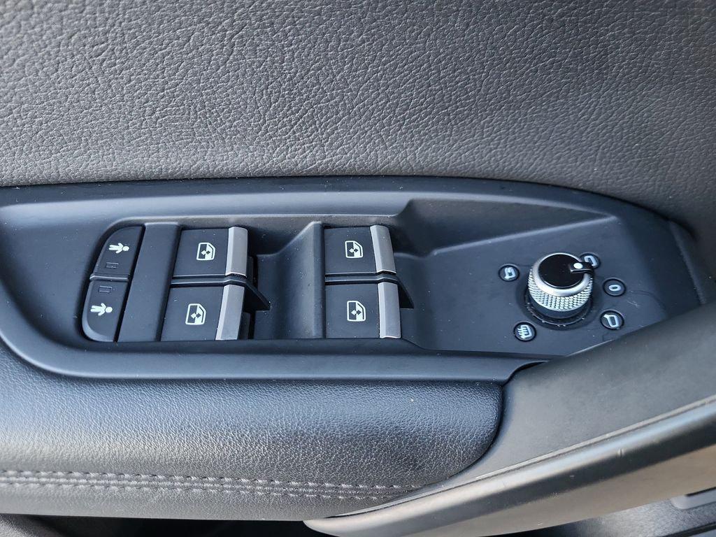 used 2020 Audi Q5 car, priced at $20,043