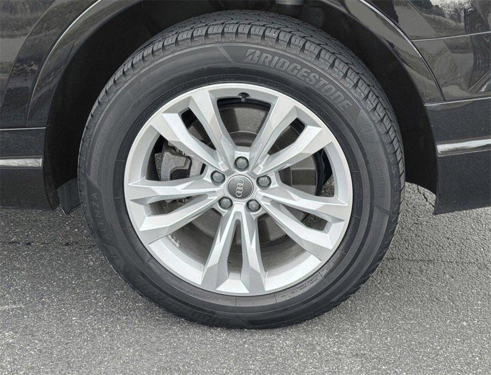 used 2017 Audi Q7 car, priced at $13,898