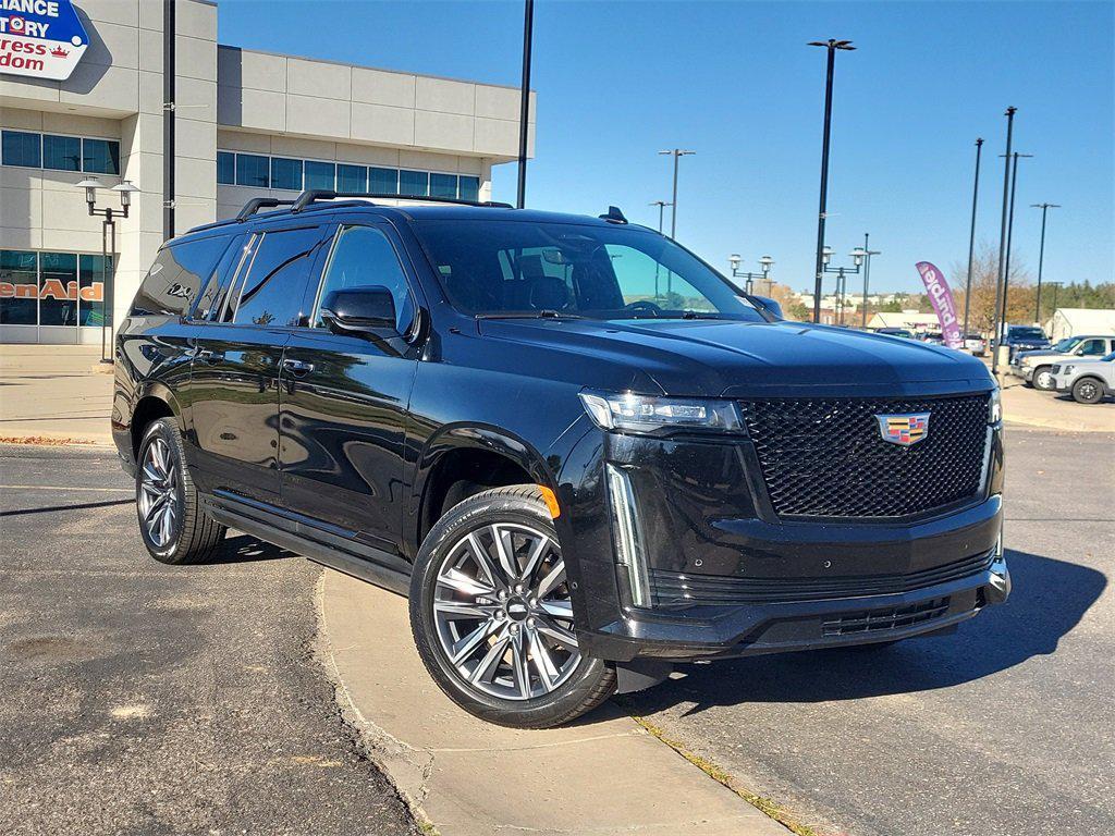 used 2021 Cadillac Escalade ESV car, priced at $47,498