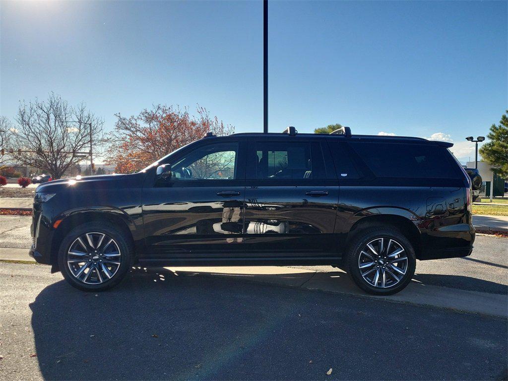 used 2021 Cadillac Escalade ESV car, priced at $47,498