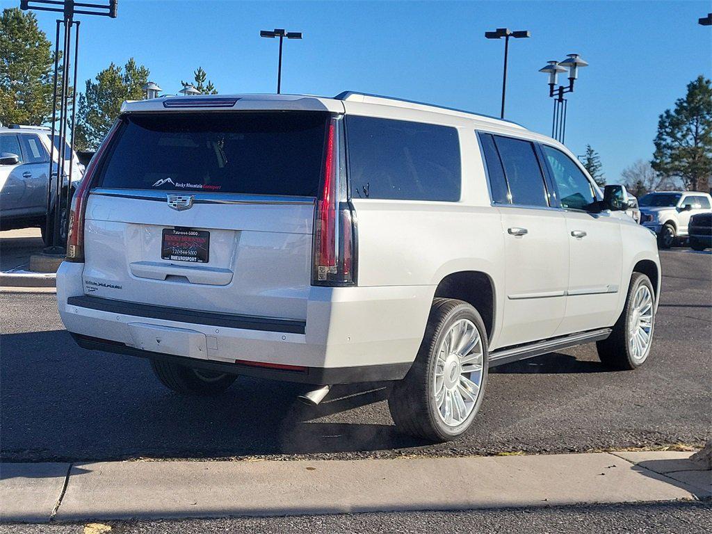 used 2020 Cadillac Escalade ESV car, priced at $38,598