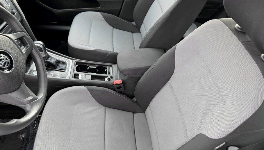 used 2016 Volkswagen e-Golf car, priced at $10,513