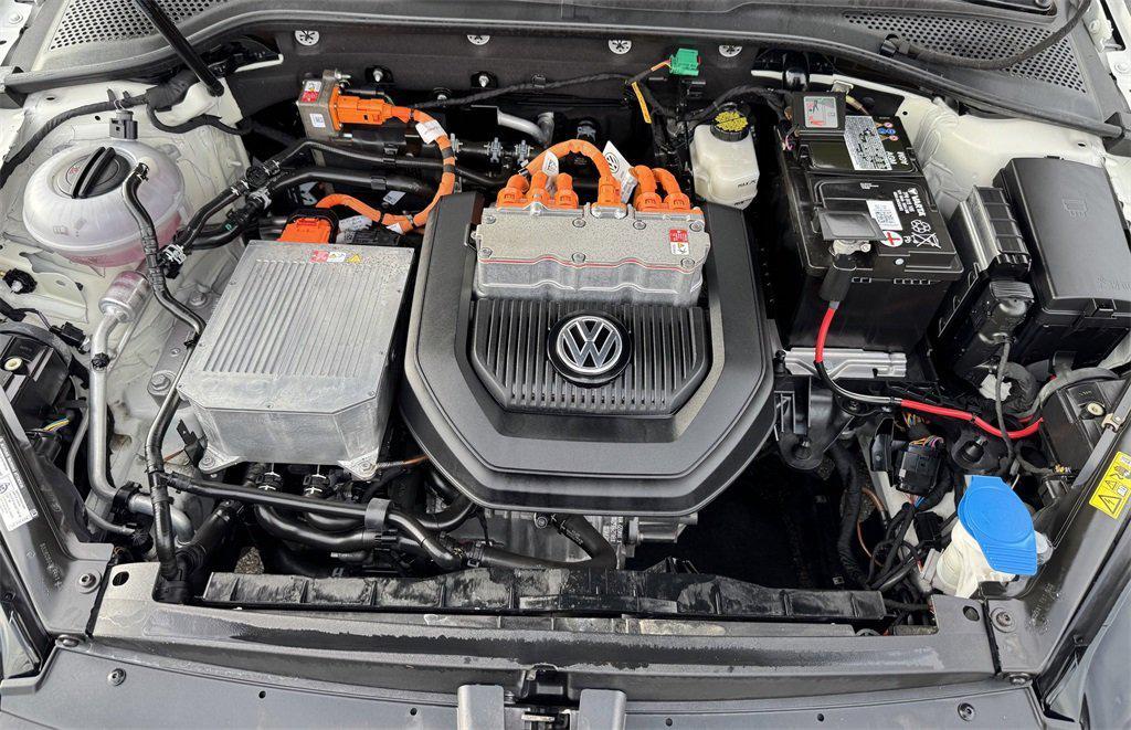 used 2016 Volkswagen e-Golf car, priced at $10,513