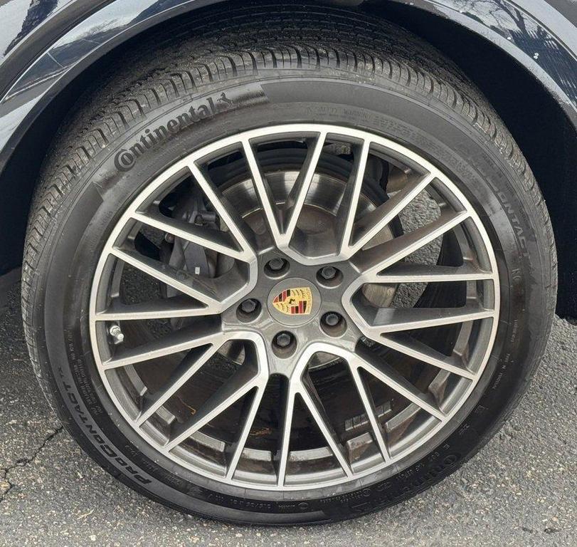 used 2022 Porsche Cayenne car, priced at $49,998