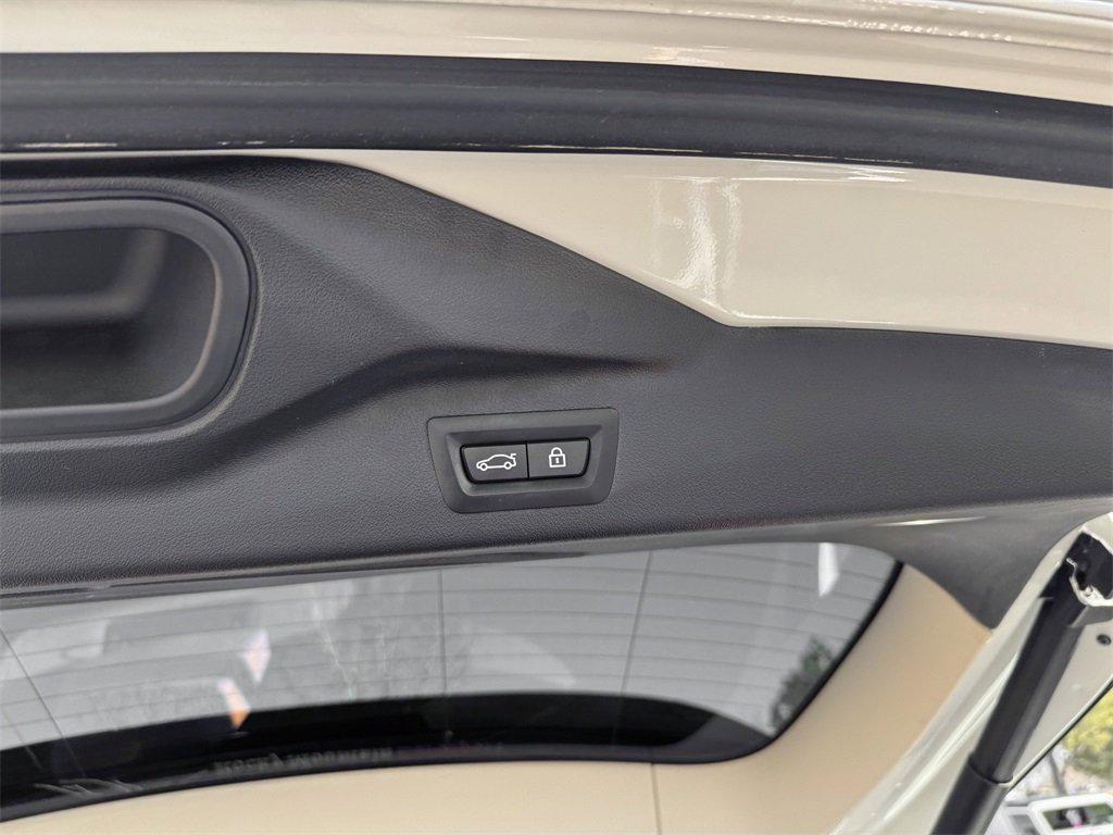 used 2022 BMW X7 car, priced at $49,998