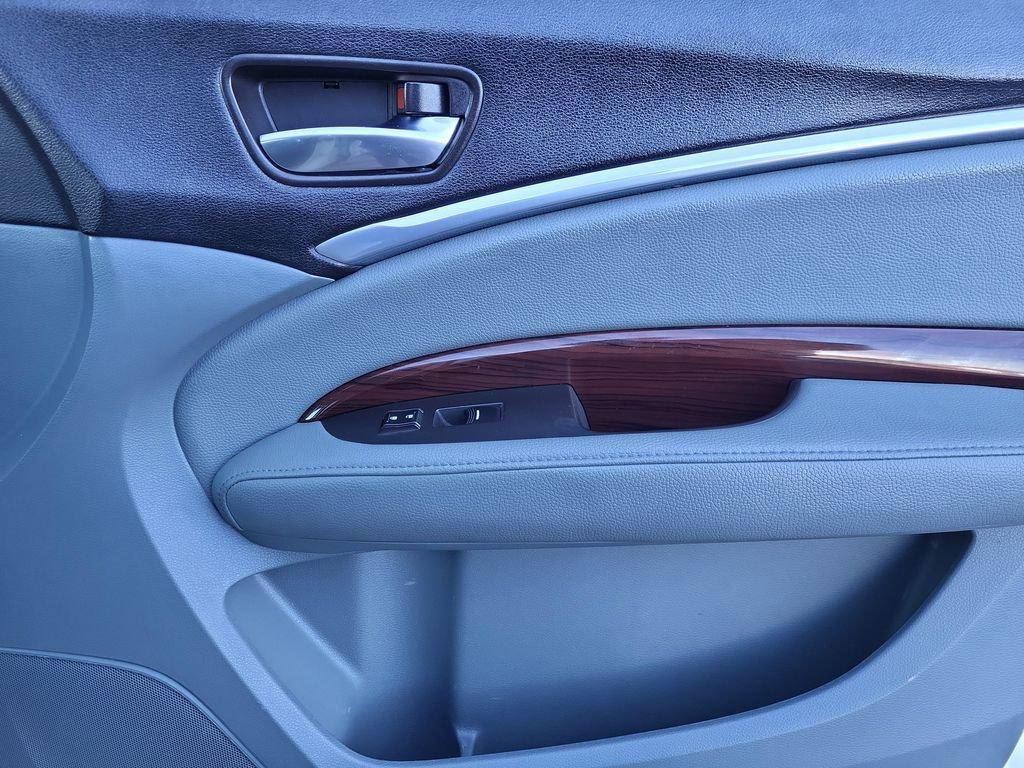 used 2015 Acura MDX car, priced at $13,261