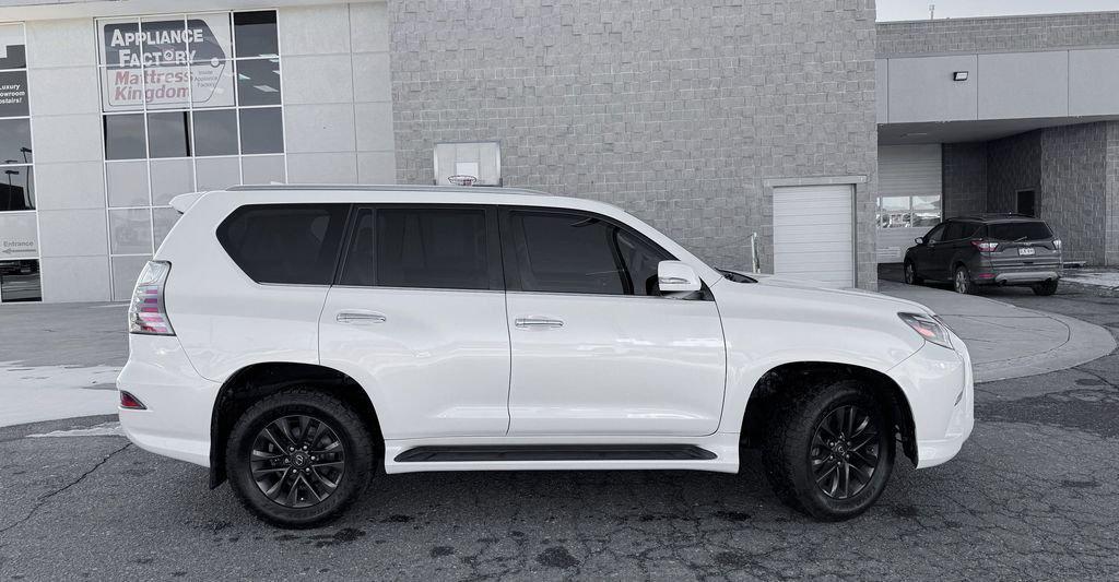 used 2020 Lexus GX 460 car, priced at $37,542