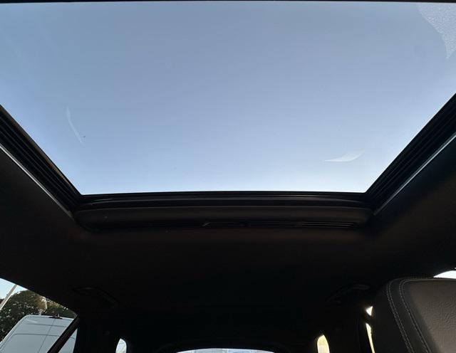 used 2024 Mercedes-Benz GLE 350 car, priced at $49,994