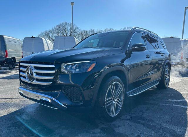 new 2026 Mercedes-Benz GLS 450 car, priced at $98,230