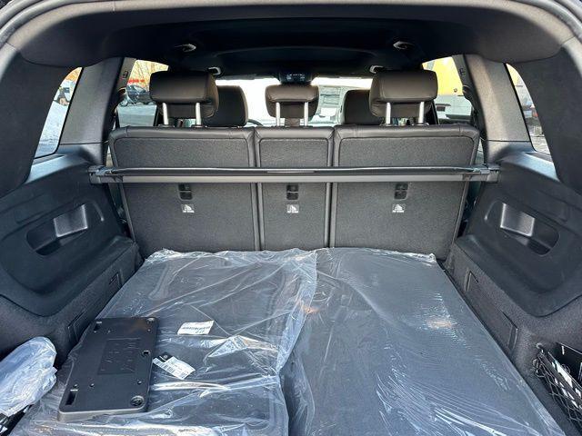 new 2026 Mercedes-Benz GLB 250 car, priced at $52,909