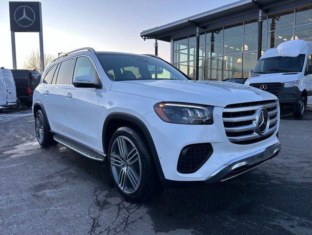 new 2026 Mercedes-Benz GLS 450 car, priced at $99,715