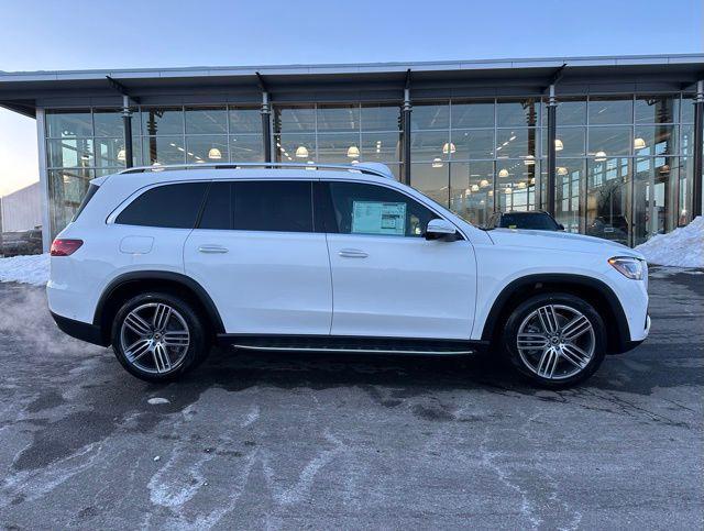 new 2026 Mercedes-Benz GLS 450 car, priced at $99,715