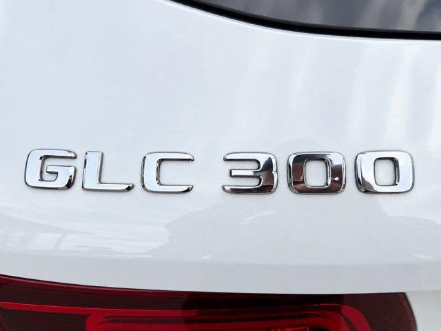 used 2022 Mercedes-Benz GLC 300 car