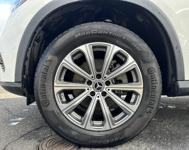 used 2023 Mercedes-Benz GLC 300 car, priced at $39,483