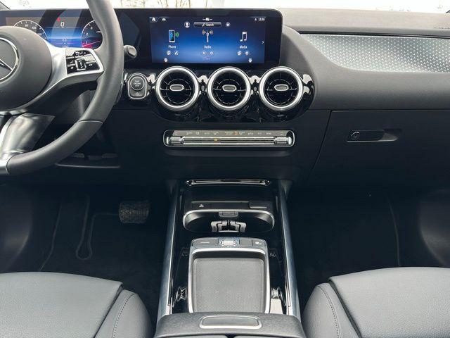 used 2026 Mercedes-Benz GLA 250 car, priced at $44,984