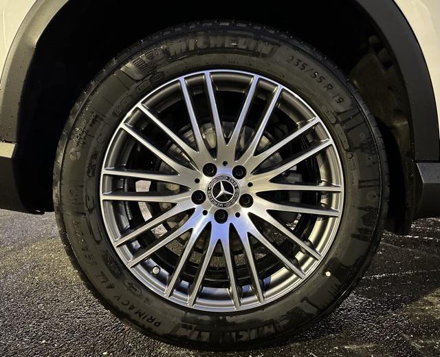 new 2026 Mercedes-Benz GLC 300 car, priced at $57,350