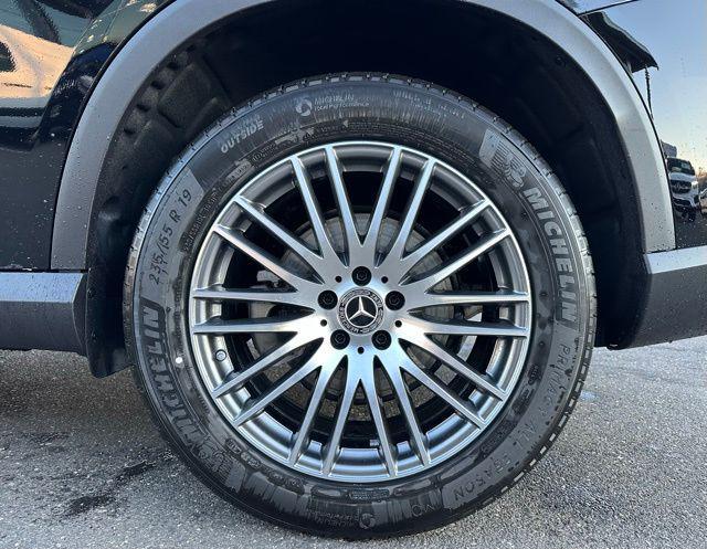 new 2026 Mercedes-Benz GLC 300 car, priced at $55,100