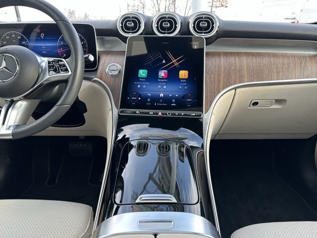 used 2025 Mercedes-Benz GLC 300 car